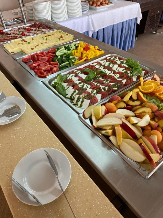 Bugaz Sea View Hotel Gribovka Luaran gambar