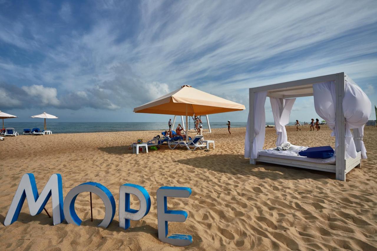 Bugaz Sea View Hotel Gribovka Luaran gambar