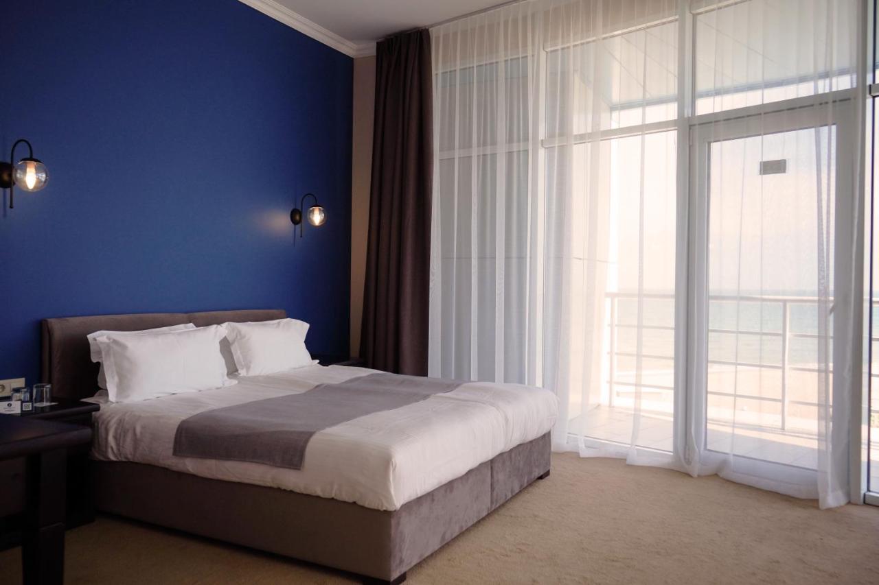 Bugaz Sea View Hotel Gribovka Luaran gambar