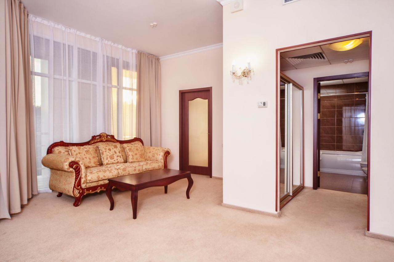 Bugaz Sea View Hotel Gribovka Luaran gambar