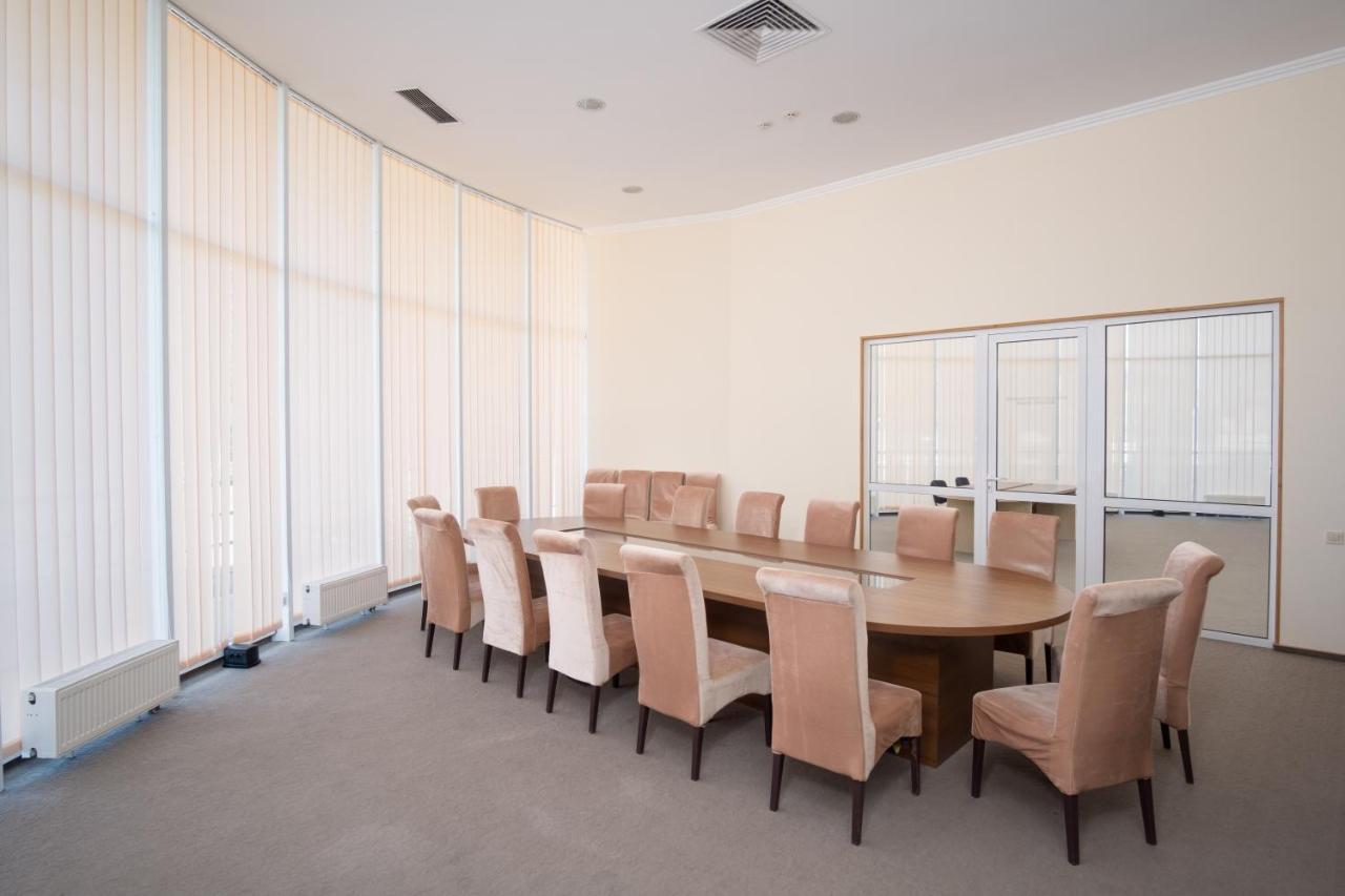 Bugaz Sea View Hotel Gribovka Luaran gambar